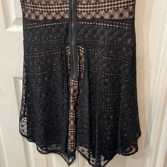 BCBGMaxAzria Dress - Picture 8 of 8